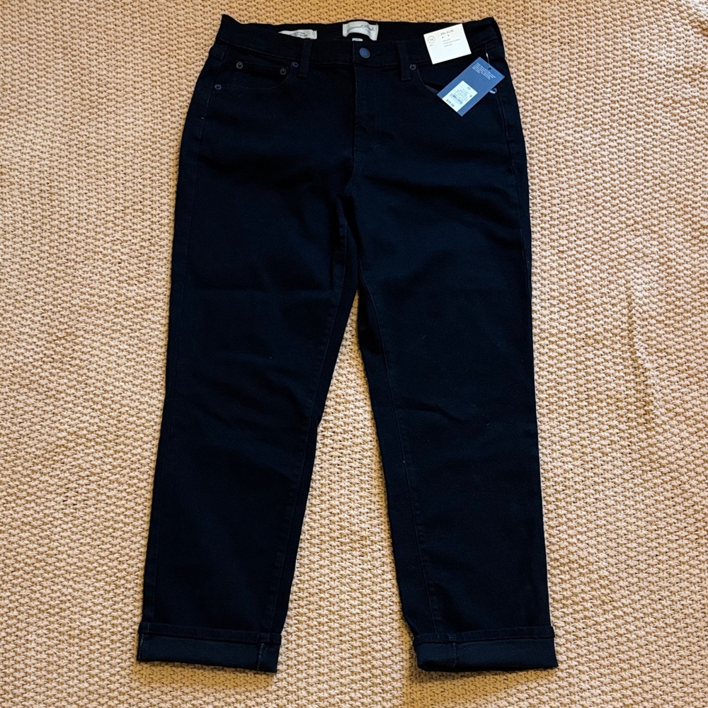 Universal Thread Women's 80s Slim Black Jeans